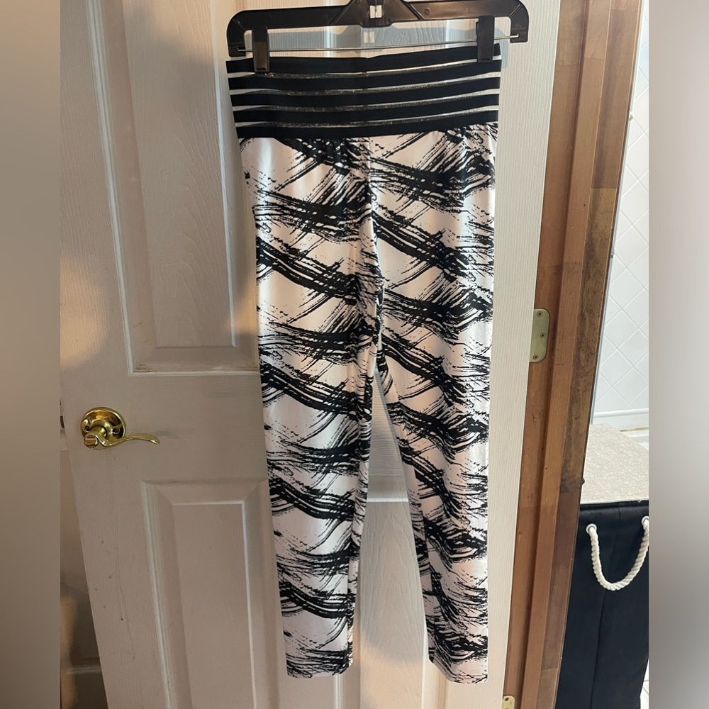 Black and white leggings